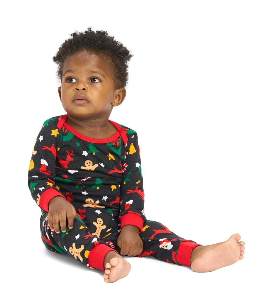 Matching Cookie Cutter Family Pajamas - Image 9